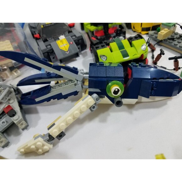 Mixed Lot Lego vehicles 4 Cars Jurassic Park Jeep Red Truck Squid Helicopter - Picture 7 of 13